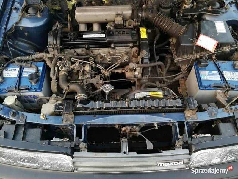 Używany Mazda 626 1989 Niebieski Sedan/Limuzyna