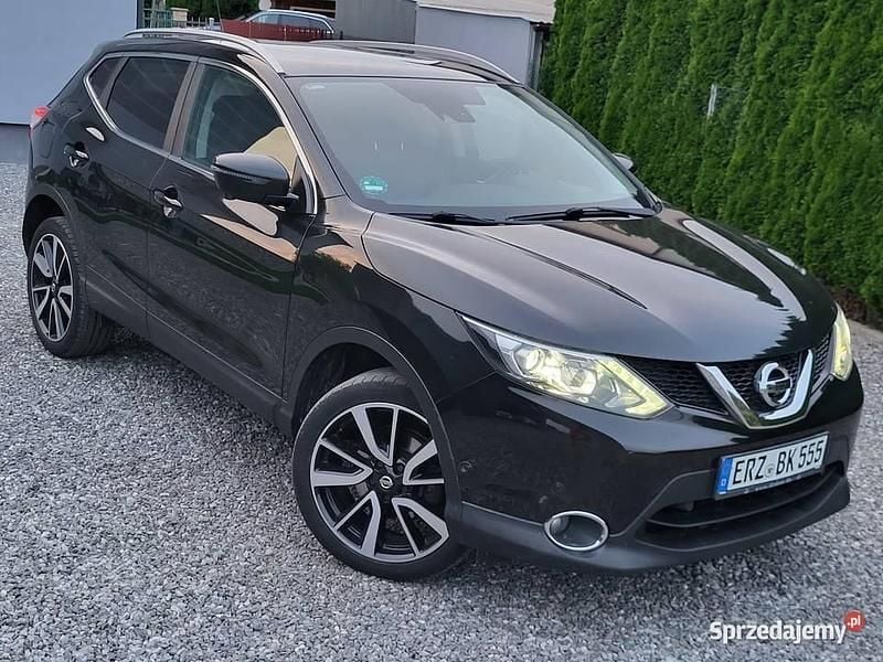 Brązowy Używany 2017 Nissan Qashqai Tekna SUV | 59 999 zł (Uczciwa cena) - Obraz 1/4