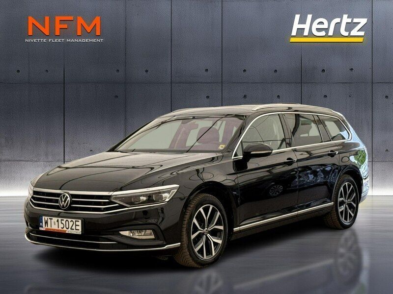 Czarny Używany 2021 VW Passat Kombi | 105 900 zł (Drogi) - Obraz 1/4