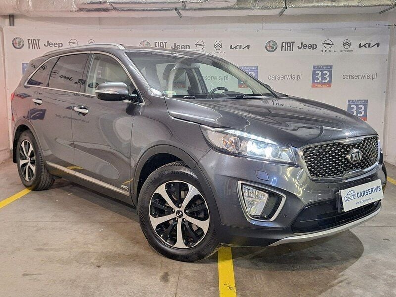 Używany Kia Sorento 185 KM (136 kW) 2017 Szary SUV