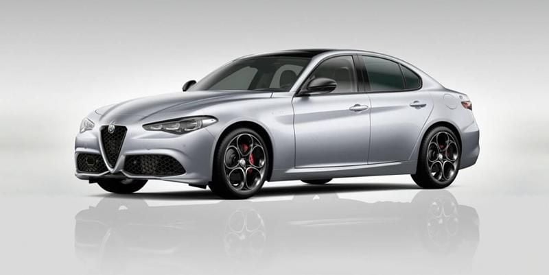 Nowe Alfa Romeo Giulia Veloce 280 KM (205 kW) 2025 Lakier metalizowany szary  vesuvio grey Sedan/Limuzyna