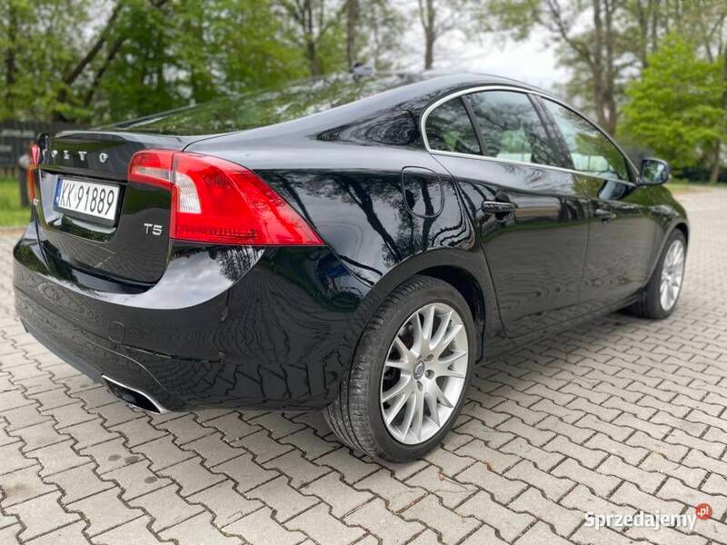 Używany Volvo S60 2014 Sedan/Limuzyna