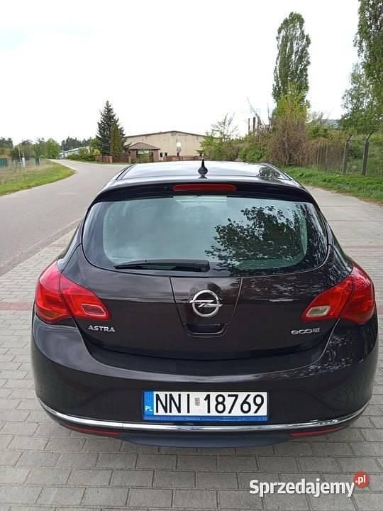 Używany 2013 Opel Astra Hatchback | 16 000 zł (Dobra cena) - Obraz 1/4