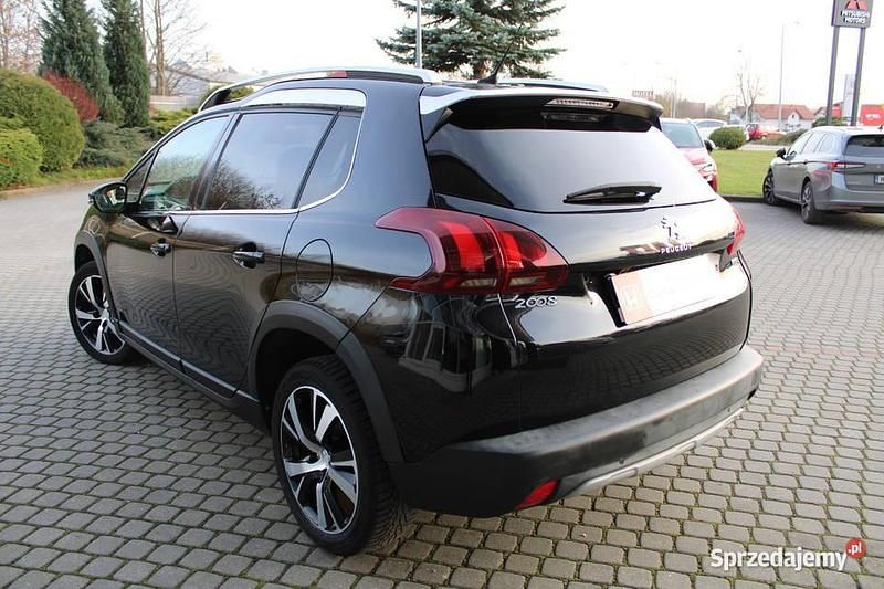 Używany Peugeot 2008 2016 Czarny SUV