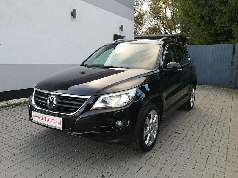 Czarny Używany 2008 VW Tiguan SUV | 28 900 zł (Drogi) - Obraz 1/4