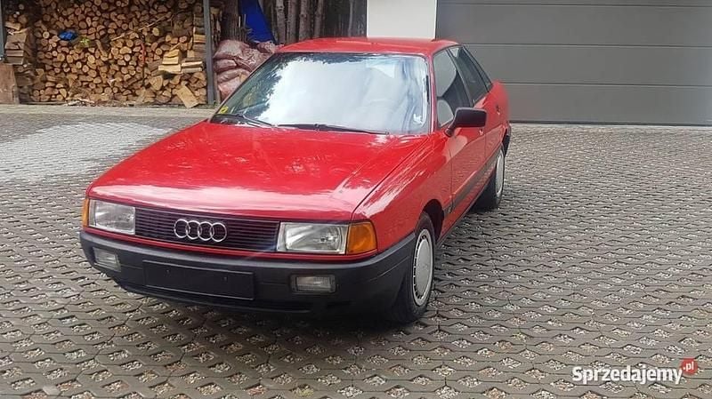 Czerwony Używany 1988 Audi 80 Hatchback | 9500 zł - Obraz 1/4