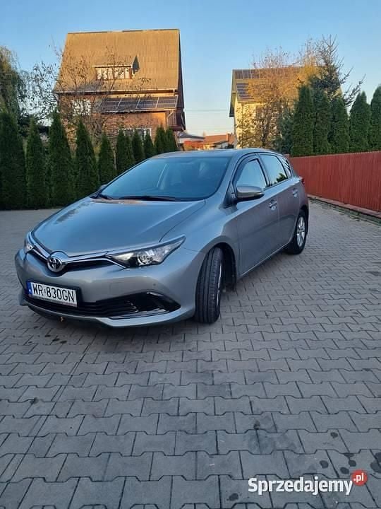 Używany 2017 Toyota Auris | 43 500 zł (Uczciwa cena) - Obraz 1/4