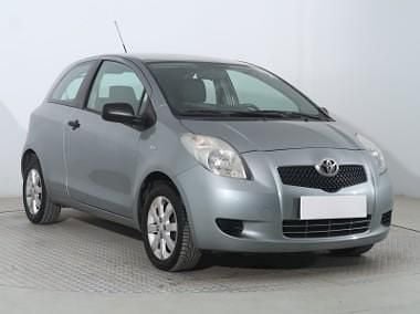Srebrny Używany 2008 Toyota Yaris Hatchback | 14 999 zł (Dobra cena) - Obraz 1/4