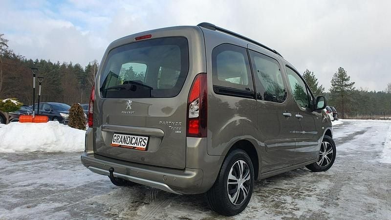Używany Peugeot Partner 92 KM (67 kW) 2013 Brązowy (metalik) Minivan