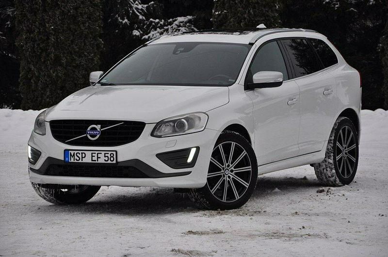 Używany Volvo XC60 R-Design 190 KM (139 kW) 2016 Biały SUV