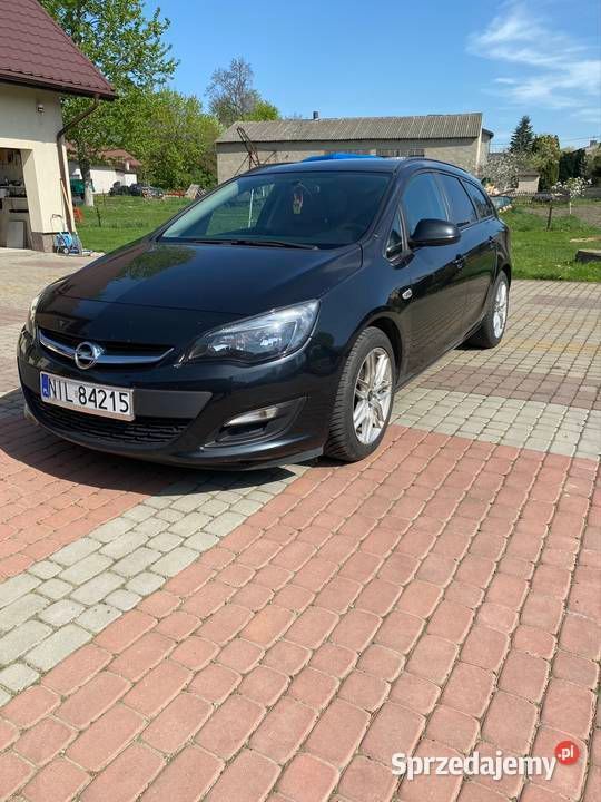 Czarny Używany 2013 Opel Astra Kombi | 24 800 zł (Uczciwa cena) - Obraz 1/3