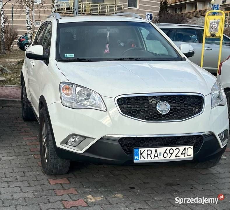 Używany Ssangyong (KGM) Korando 2012 Biały SUV