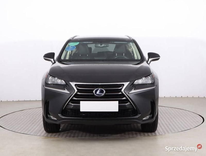 Czarny Używany 2017 Lexus NX300h SUV | 104 999 zł - Obraz 1/4