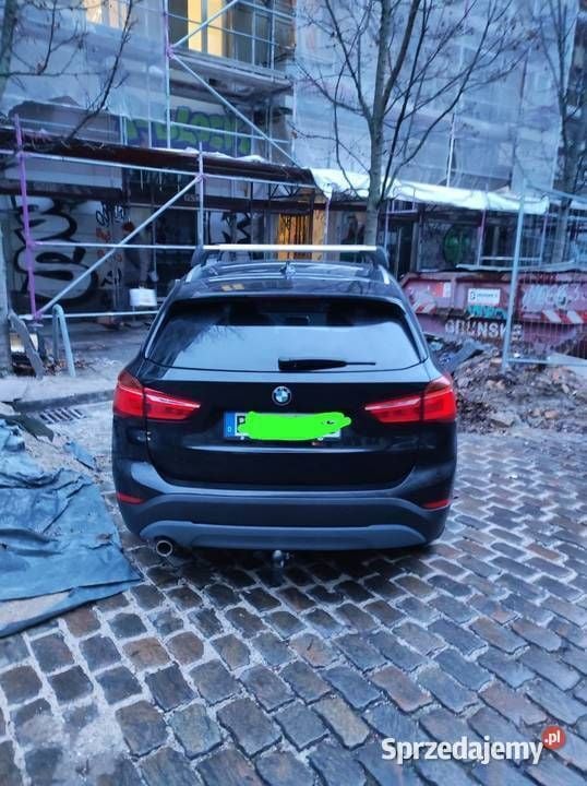 Używany BMW X1 140 KM (102 kW) 2018 Czarny SUV