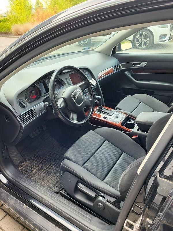 Czarny Używany 2005 Audi A6 Comfort Sedan/Limuzyna | 23 900 zł (Drogi) - Obraz 1/4