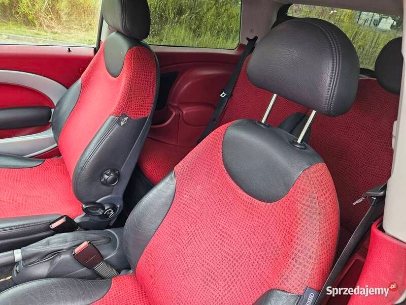 Czerwony Używany 2002 Mini Cooper Hatchback | 12 500 zł - Obraz 1/4