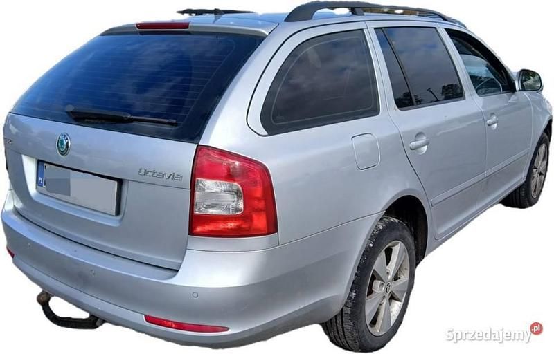 Używany 2012 Skoda Octavia Kombi | 11 700 zł (Dobra cena) - Obraz 1/4