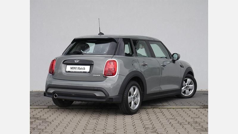 Używany Mini Cooper Hatch 136 KM (100 kW) 2021 Moonwalk grey metalizowany Hatchback