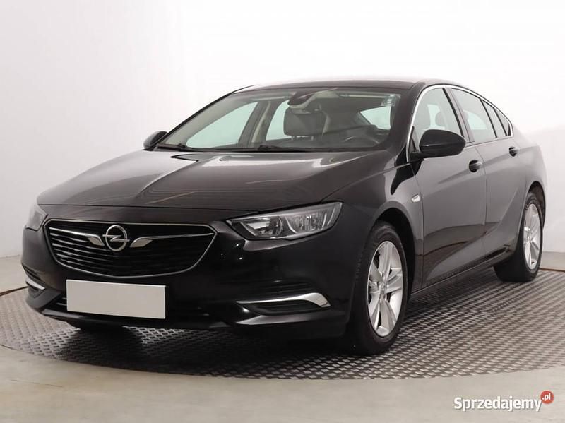 Używany Opel Insignia 2019 Czarny Sedan/Limuzyna
