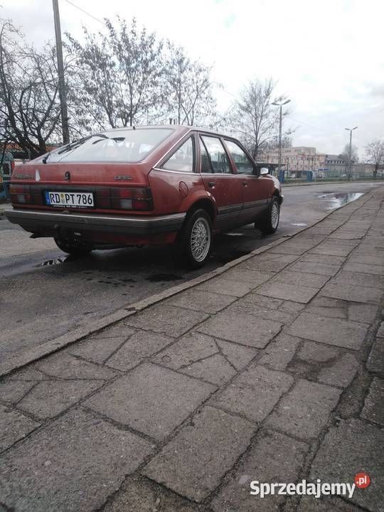 Brązowy Używany 1985 Opel Ascona Hatchback | 5500 zł - Obraz 1/4