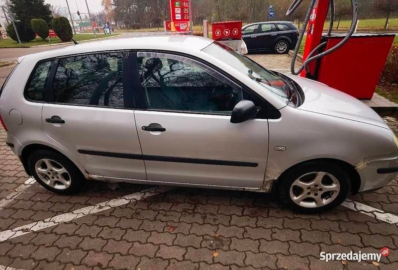 Używany VW Polo 2002 Srebrny Hatchback