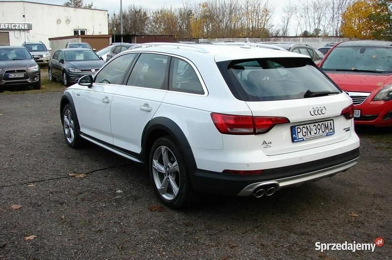 Używany Audi A4 Allroad 163 KM (119 kW) 2017 Biały Kombi