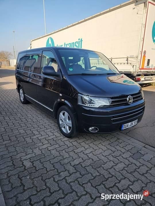 Używany 2015 VW Multivan Highline | 115 000 zł - Obraz 1/4