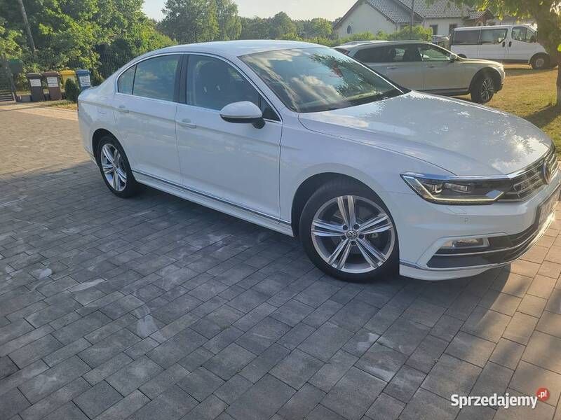 Używany VW Passat 2016 Biały Sedan/Limuzyna