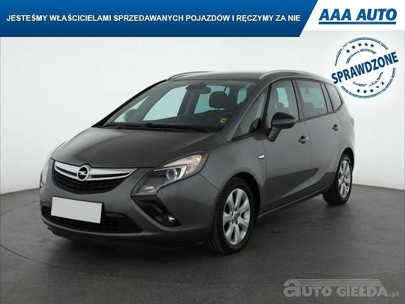 Używany Opel Zafira 2016 Szary Minivan