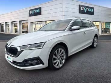 Biały Używany 2021 Skoda Octavia Style Hatchback | 89 900 zł (Dość drogi) - Obraz 1/4
