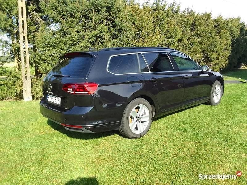 Czarny Używany 2020 VW Passat Kombi | 67 900 zł (Dobra cena) - Obraz 1/4