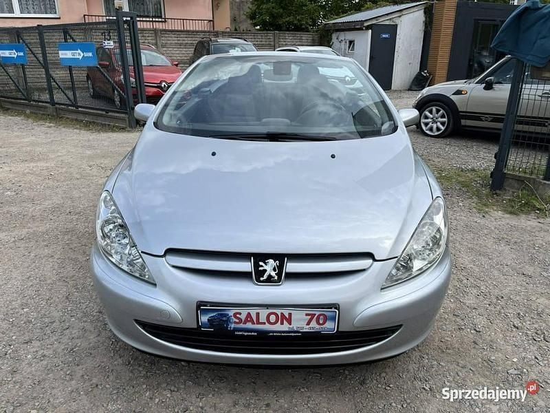 Srebrny Używany 2004 Peugeot 307 CC Kabriolet | 9900 zł - Obraz 1/4