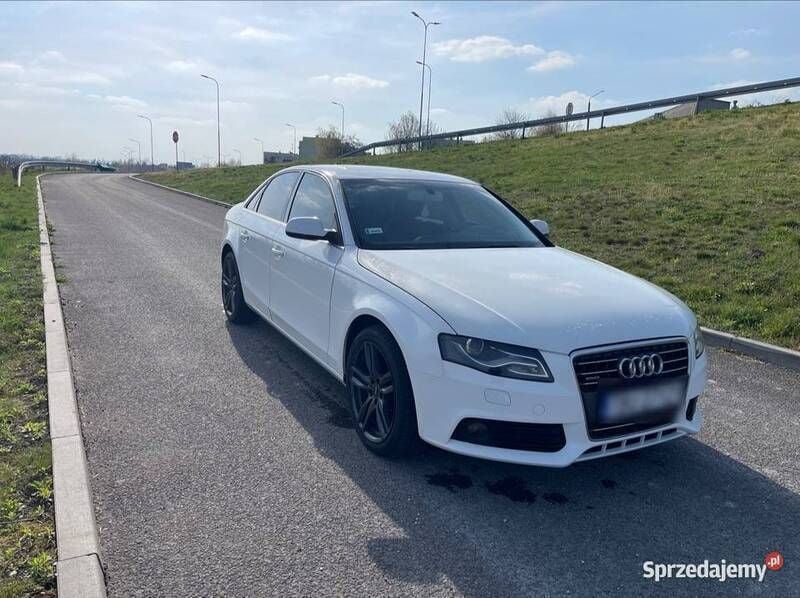 Biały Używany 2011 Audi A4 Sedan/Limuzyna | 35 000 zł (Uczciwa cena) - Obraz 1/4