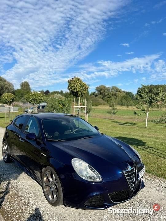 Używany 2010 Alfa Romeo Giulietta Hatchback | 19 900 zł (Uczciwa cena) - Obraz 1/4