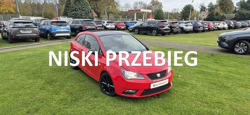 Czerwony Używany 2015 Seat Ibiza Hatchback | 21 800 zł (Uczciwa cena) - Obraz 1/4