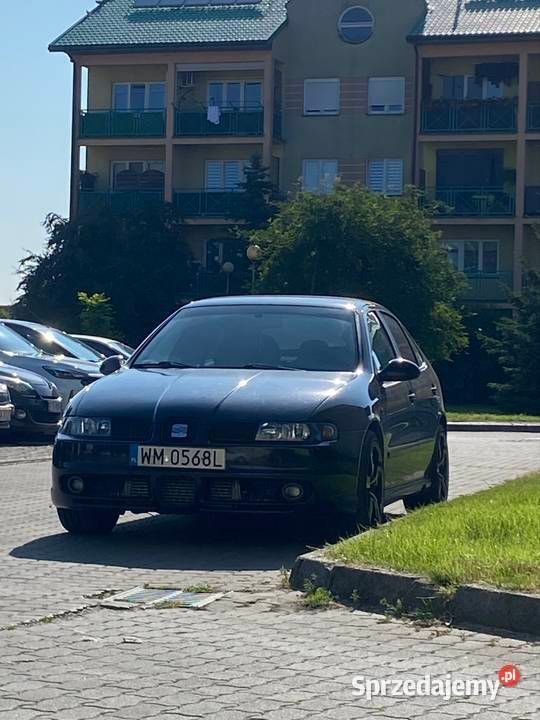 Czarny Używany 2003 Seat Leon Hatchback | 15 000 zł - Obraz 1/4