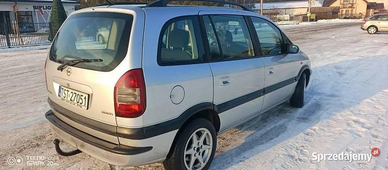 Używany Opel Zafira 2004 Minivan