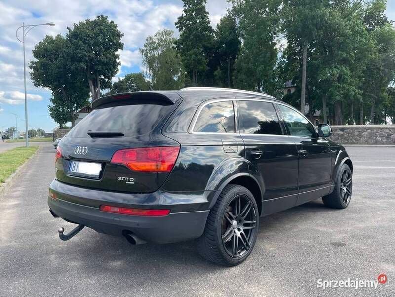 Używany Audi Q7 2007 Czarny SUV