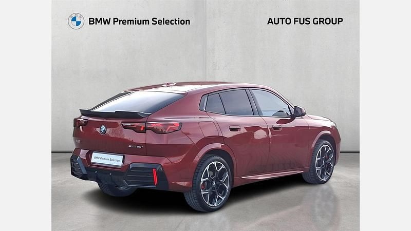 Używany BMW X2 Comfort Edition 156 KM (114 kW) 2025 Czerwony fire red metalizowany SUV