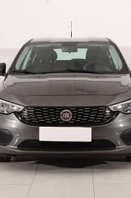 Używany Fiat Tipo 95 KM (69 kW) 2017 Szary Hatchback