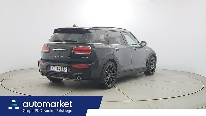 Zielony ciemny Używany 2021 Mini Clubman Kombi | 159 850 zł - Obraz 1/4