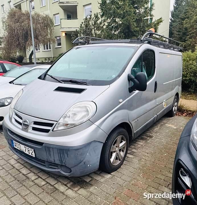 Srebrny Używany 2007 Nissan Primastar Minivan | 6999 zł - Obraz 1/4