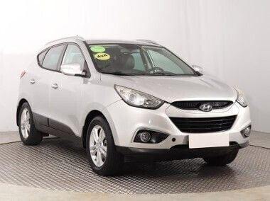 Srebrny Używany 2010 Hyundai ix35 SUV | 32 999 zł (Uczciwa cena) - Obraz 1/4