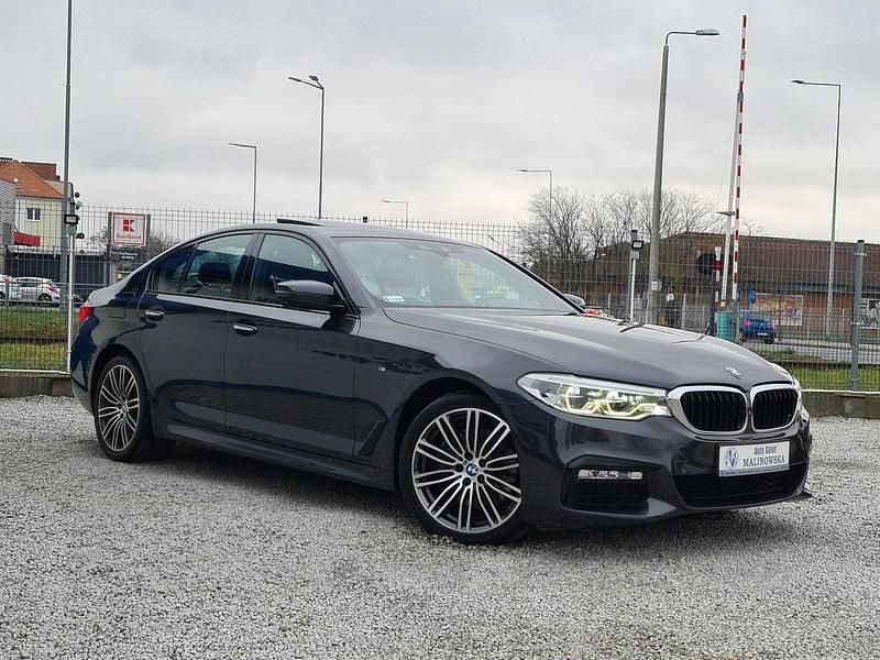 Używany BMW 530 265 KM (194 kW) 2019 Grafitowy Sedan/Limuzyna