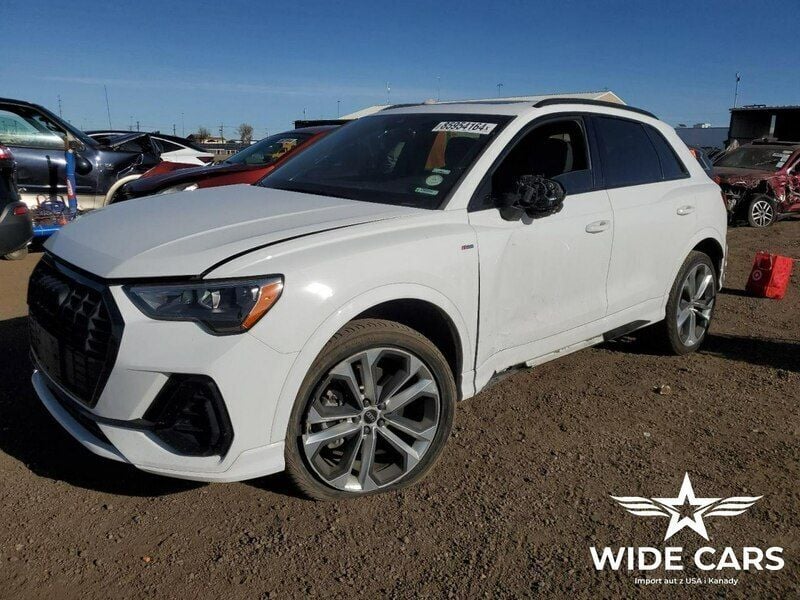 Biały (metalik) Używany 2021 Audi Q3 SUV | 66 700 zł - Obraz 1/4