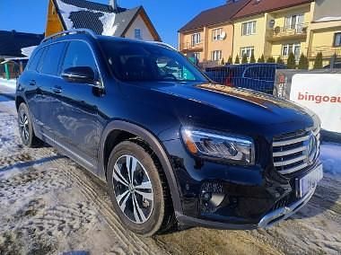 Używany Mercedes GLB250 225 KM (165 kW) 2024 Czarny SUV