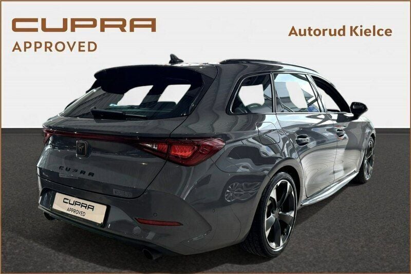 Używany Cupra Leon 245 KM (180 kW) 2023 Szary Sedan/Limuzyna