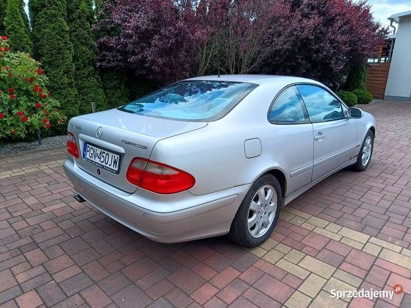 Używany Mercedes CLK200 Avantgarde 2000 Srebrny Coupe