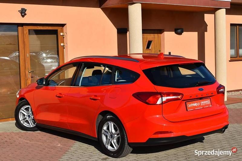 Używany Ford Focus 2018 Czerwony Kombi