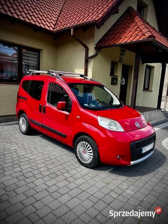 Używany 2009 Fiat Qubo Trekking Minivan | 10 900 zł (Uczciwa cena) - Obraz 1/4